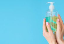 9 Best Antibacterial Body Washes To Try In 2022